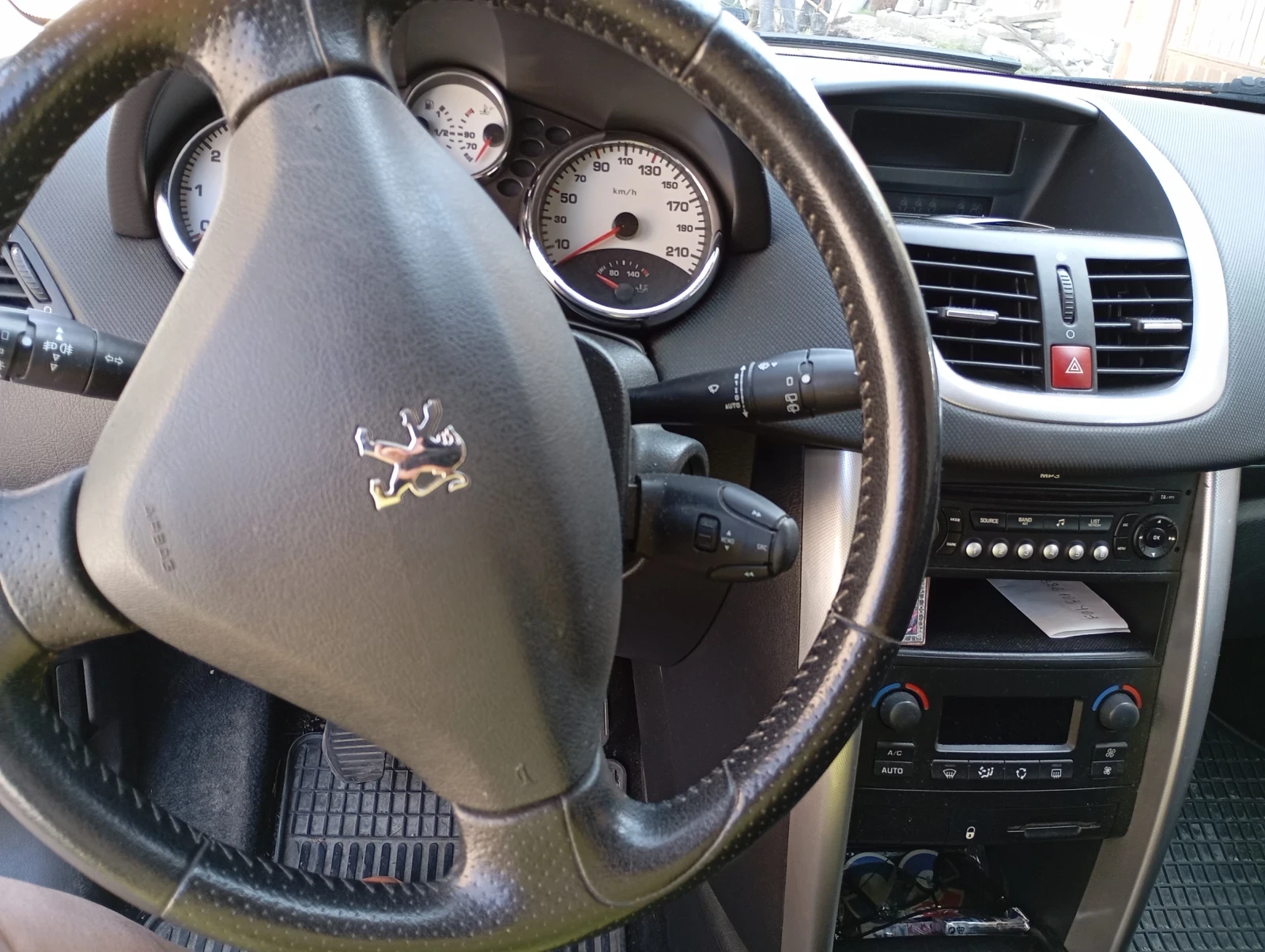 Peugeot 207  - изображение 6