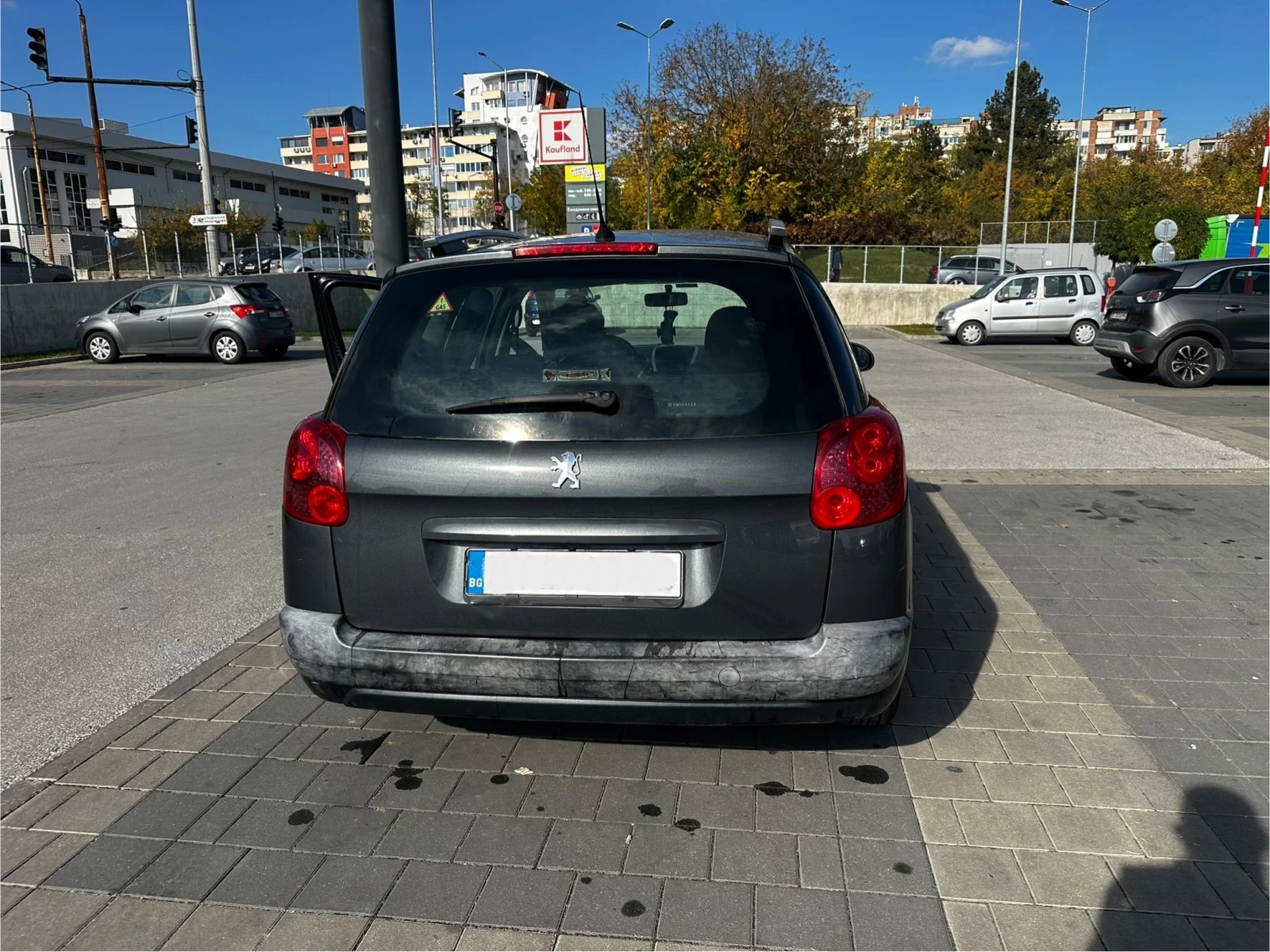Peugeot 207 1.4i LPG - изображение 6