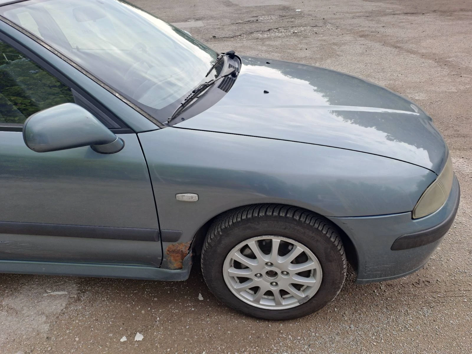 Mitsubishi Carisma  - изображение 3