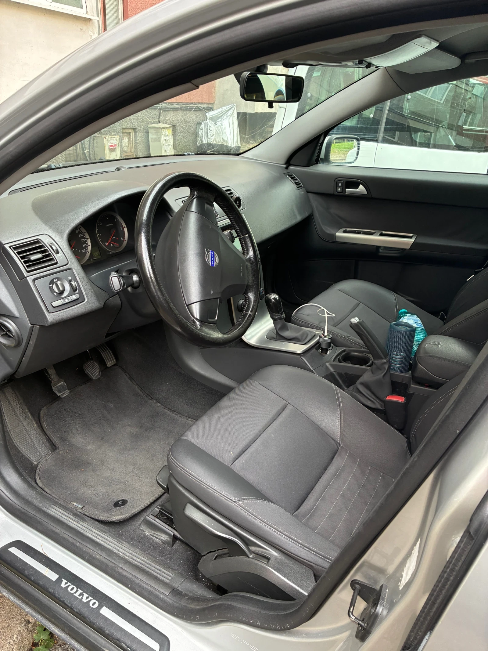 Volvo V50  - изображение 9