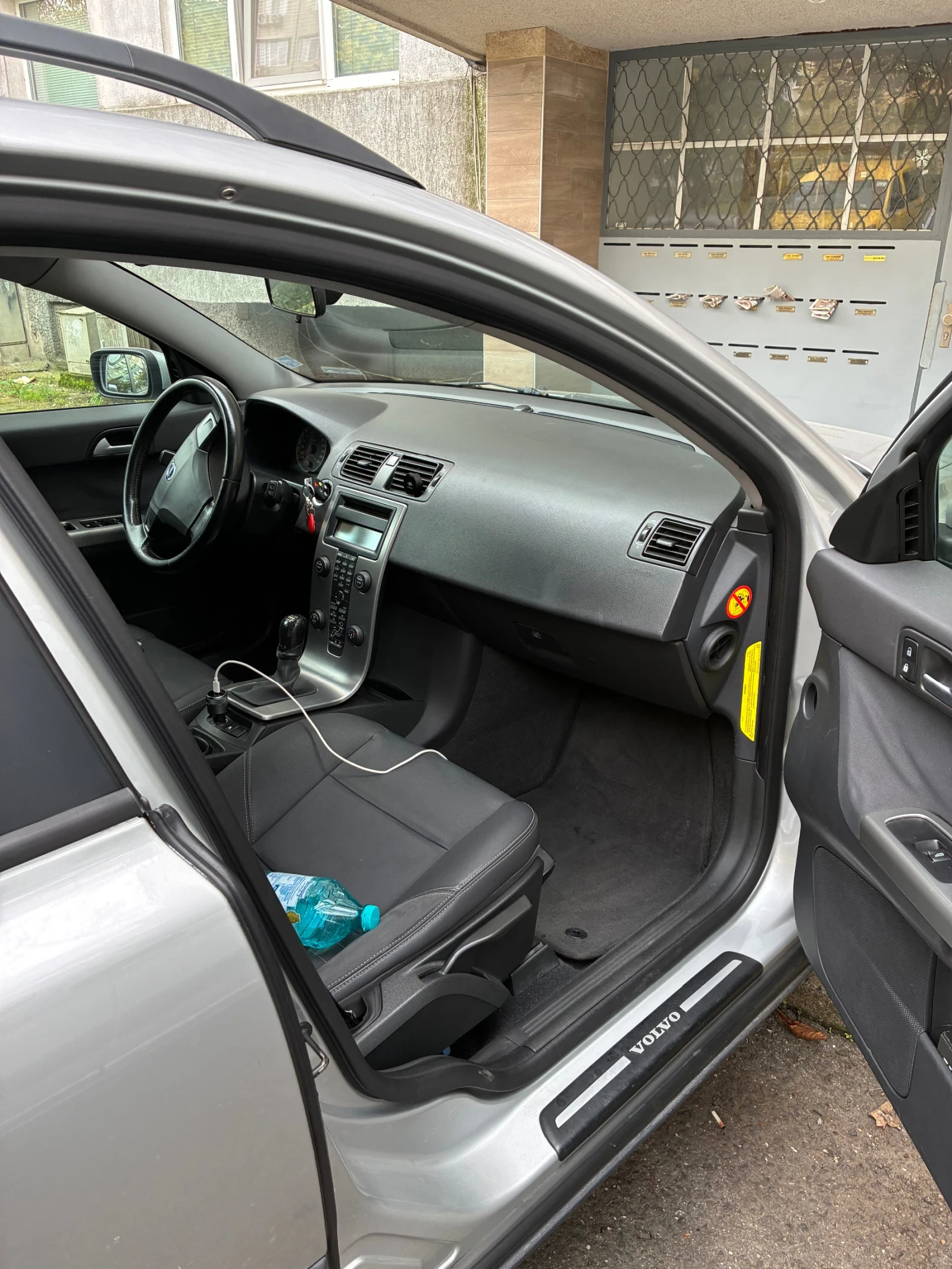 Volvo V50  - изображение 6