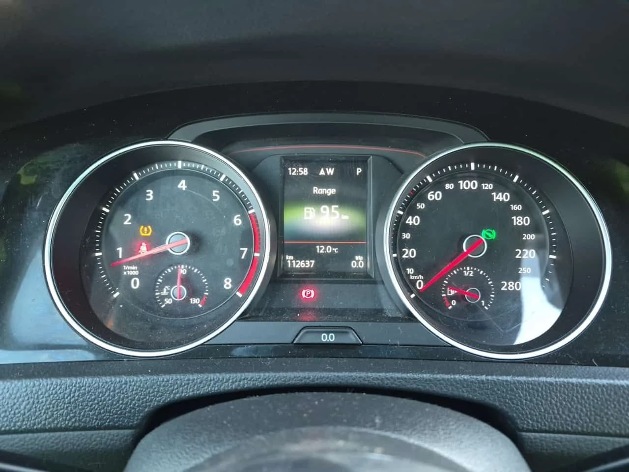 VW Golf GTI  5 DOOR DSG * CARFAX * ПОДГРЕВИ - изображение 8