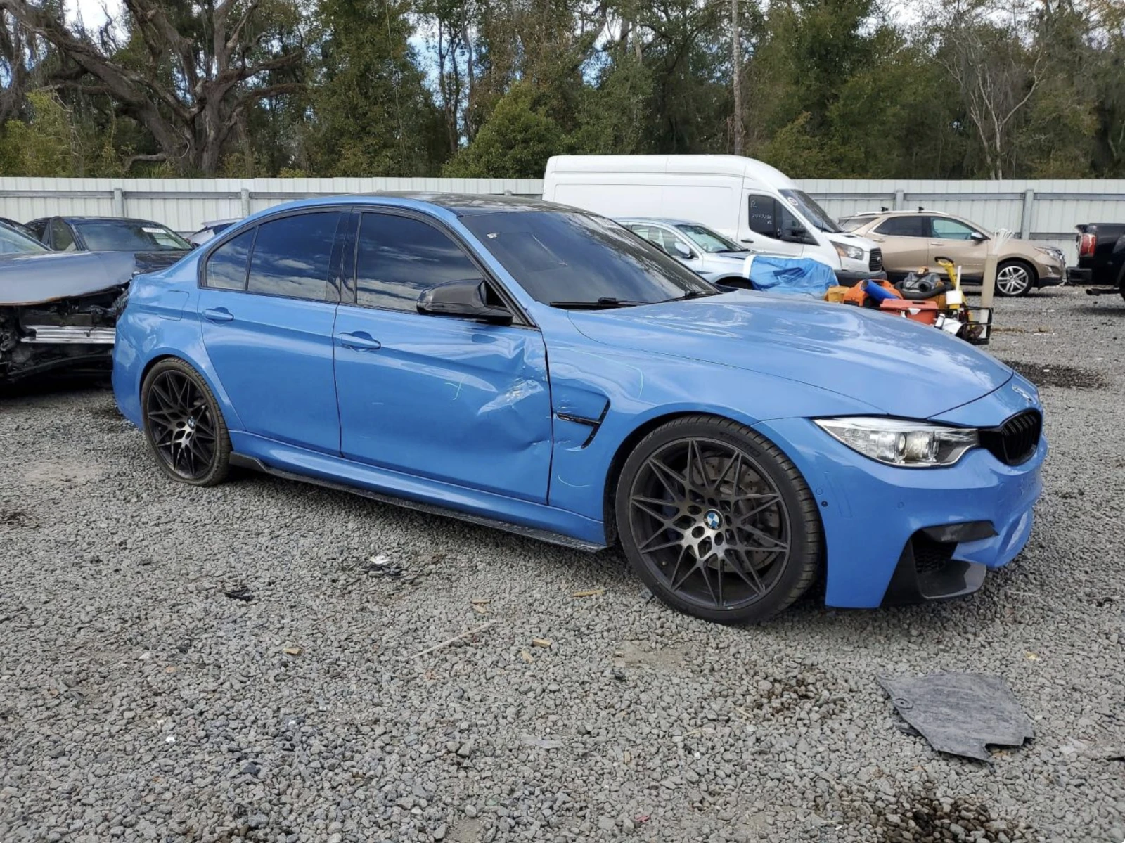 BMW M3 АВТОКРЕДИТ* ЦЕНА БЕЗ АНАЛОГ* , снимка 4 - Автомобили и джипове - 53814546