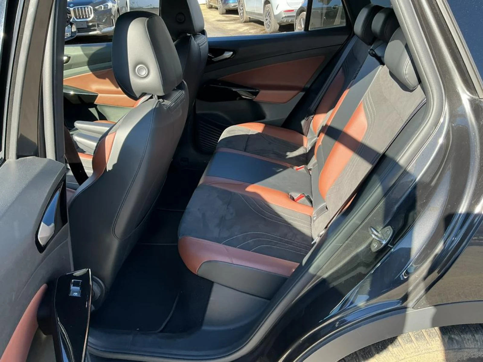 VW ID.4 Pro Performance, снимка 9 - Автомобили и джипове - 53900879