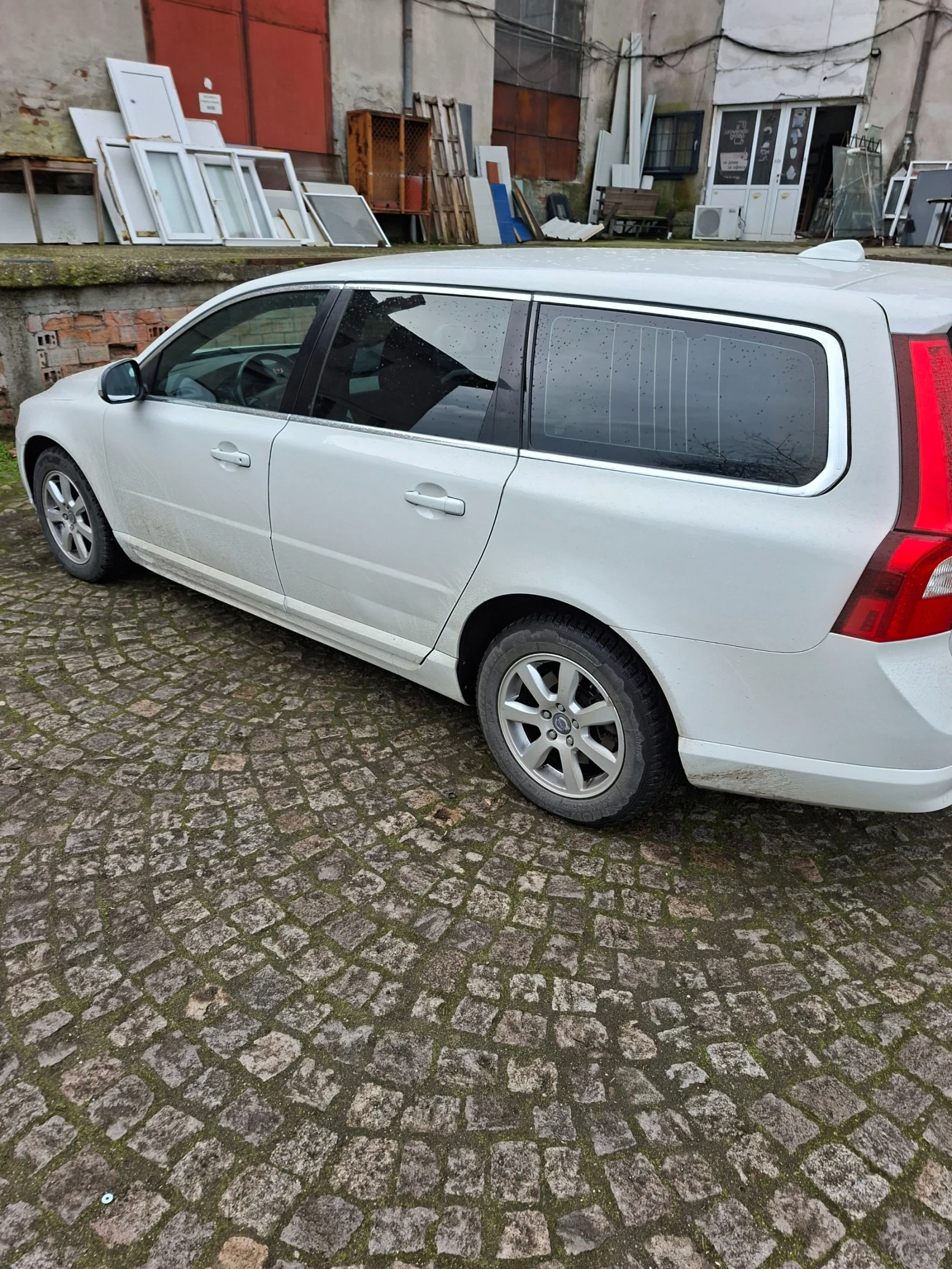 Volvo V70 | Mobile.bg � ����������� 3