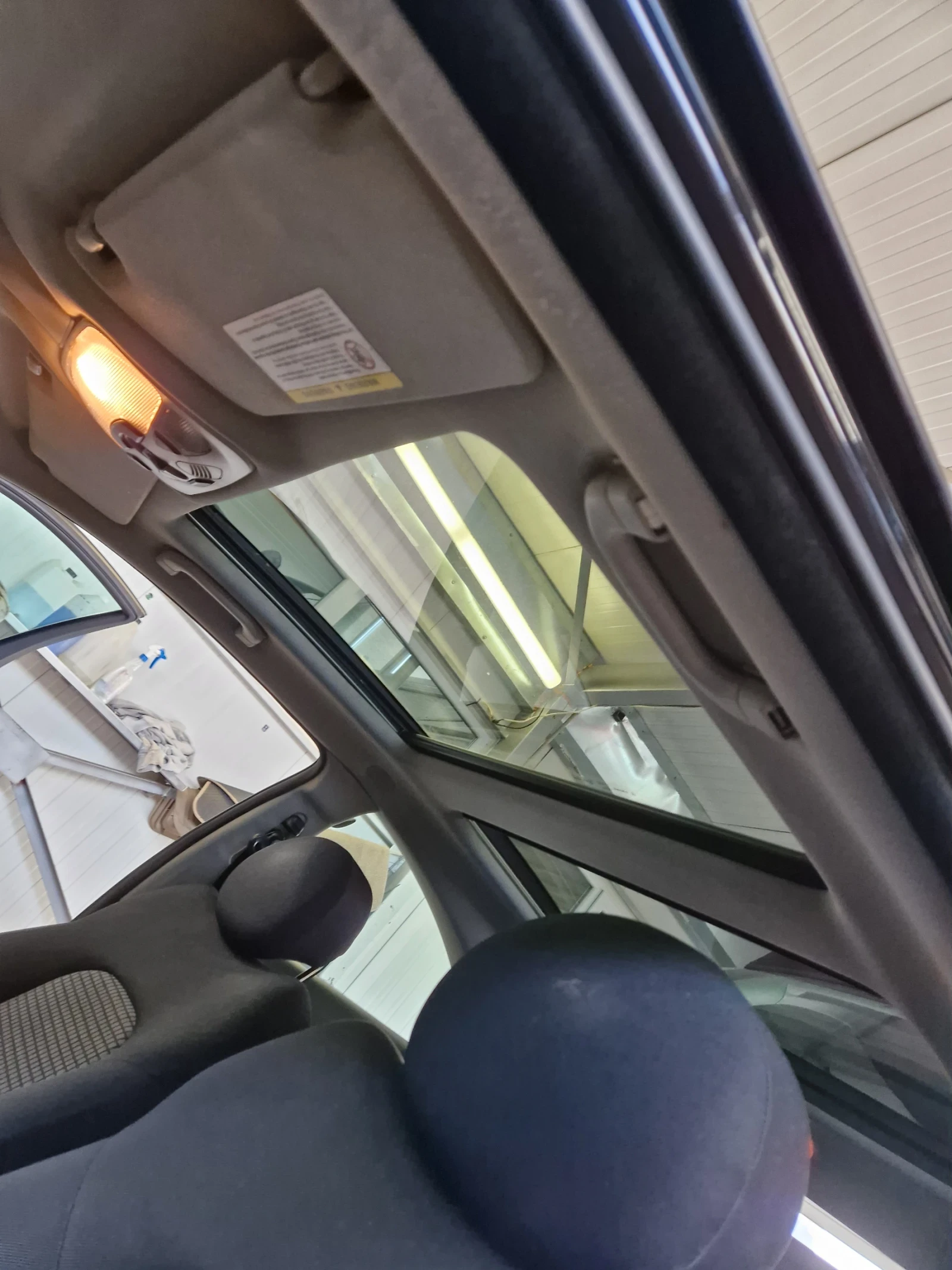 Mercedes-Benz C 160 Avangard Facelift Panorama, снимка 10 - Автомобили и джипове - 54020385