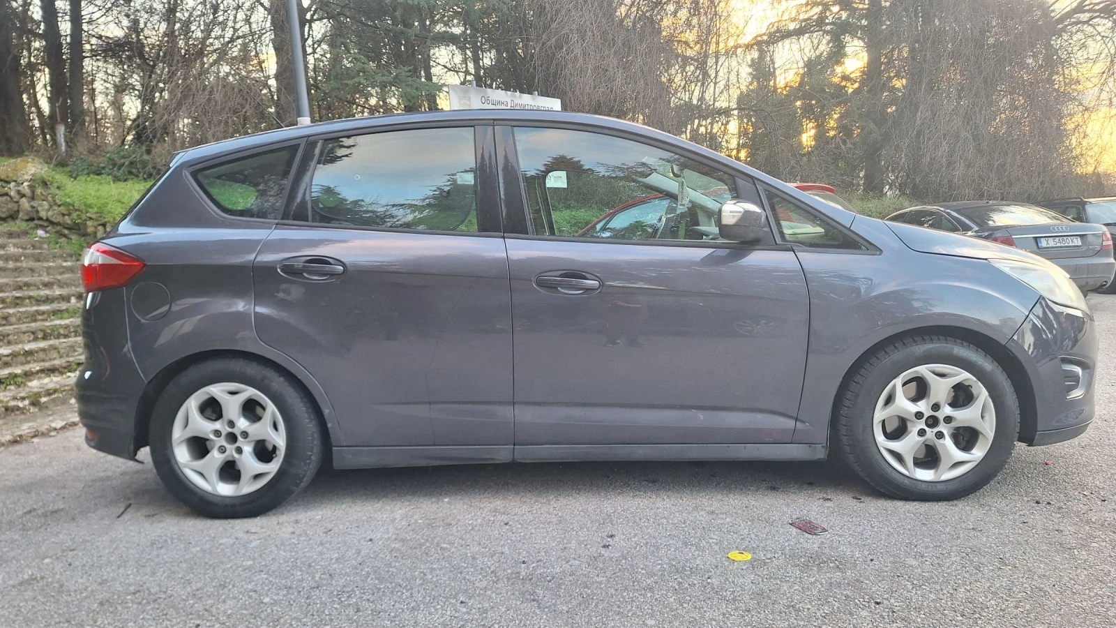 Ford C-max 1.6Tdci, снимка 4 - Автомобили и джипове - 54072590