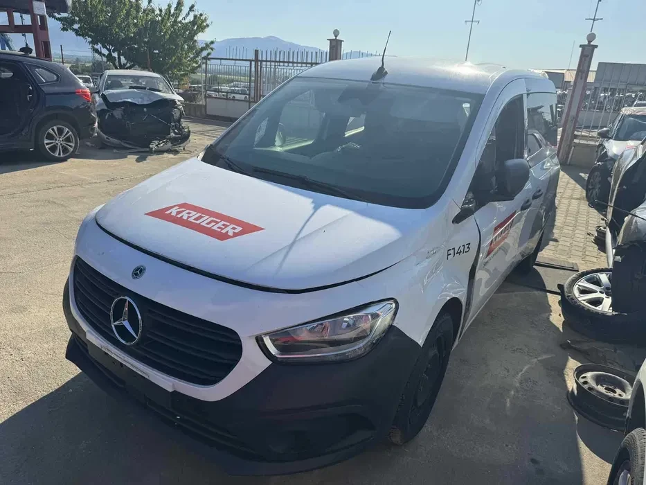 Mercedes-Benz Citan 1.3, снимка 2 - Автомобили и джипове - 54074172