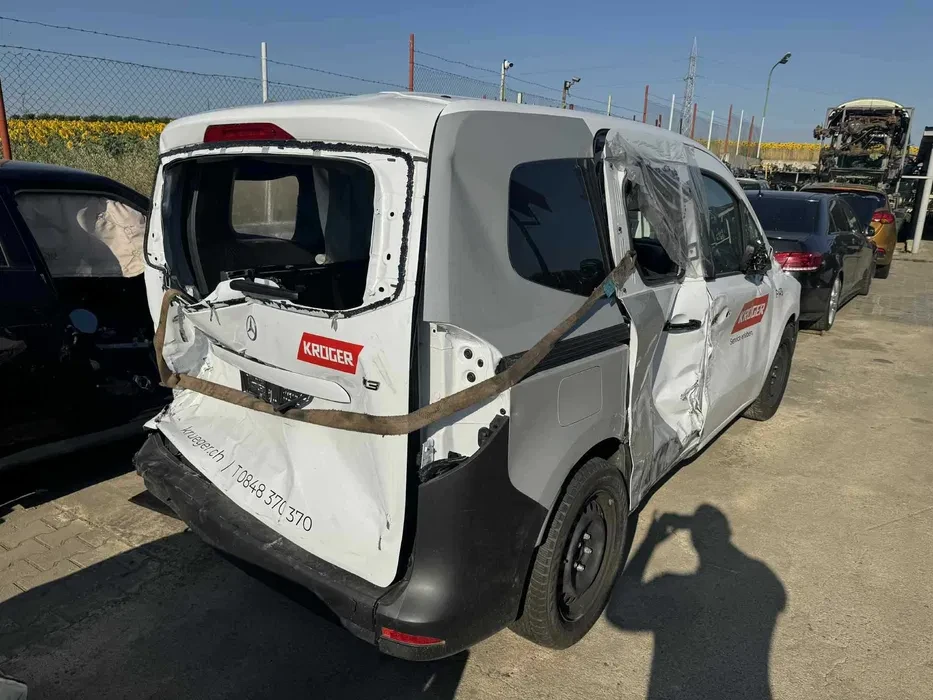 Mercedes-Benz Citan 1.3, снимка 3 - Автомобили и джипове - 54074172