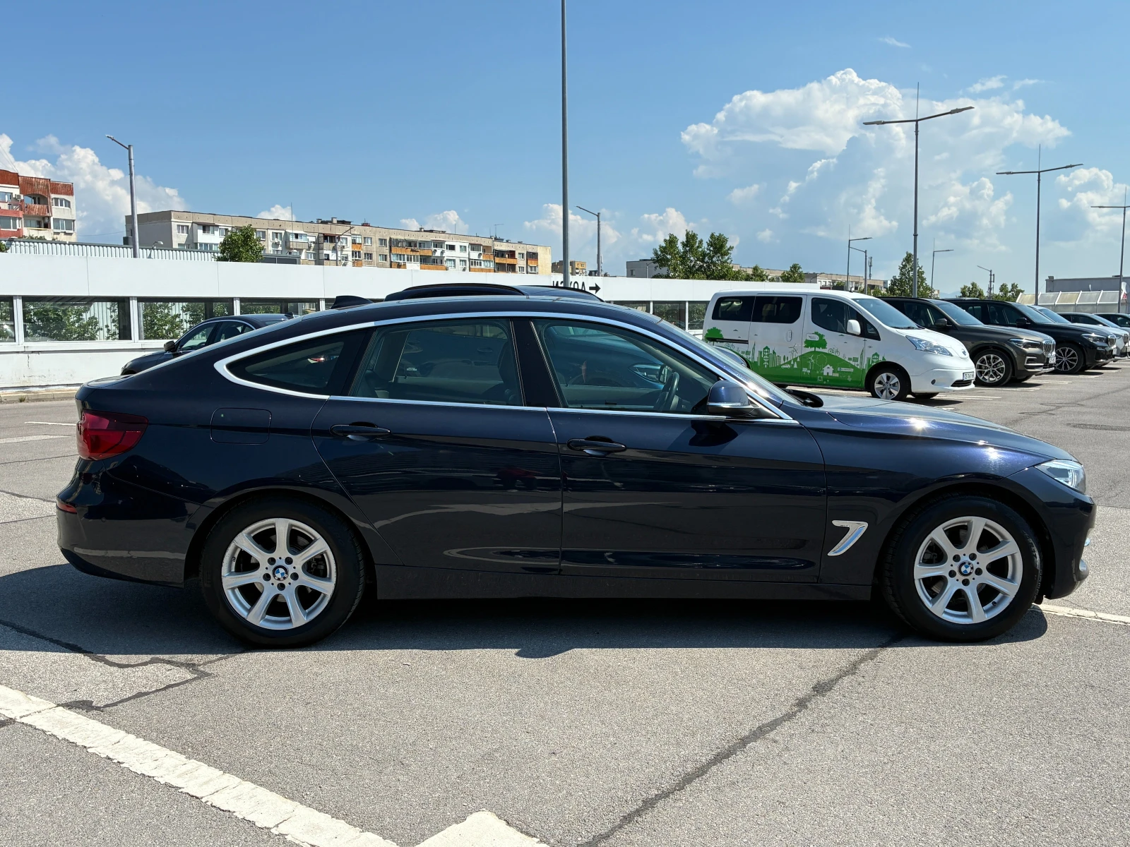 BMW 320 320d xDrive Gran Turismo, снимка 6 - Автомобили и джипове - 55024104