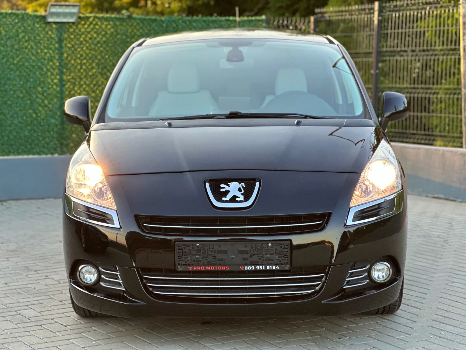 Peugeot 5008 2.0 HDI, снимка 2 - Автомобили и джипове - 55062651