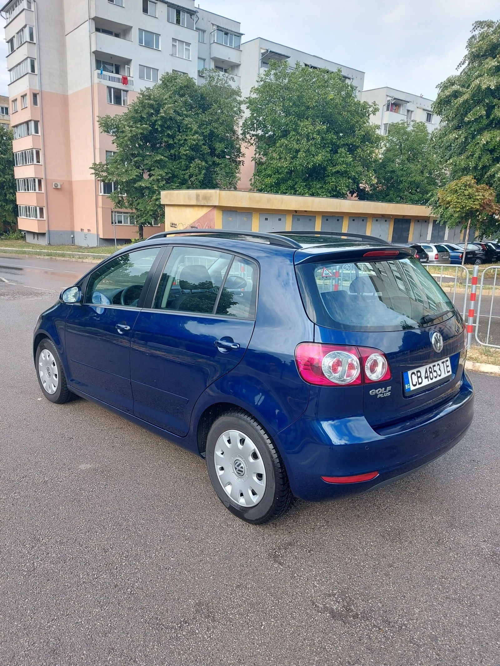VW Golf Plus   bifuel 1.6 газ-бензин , снимка 4 - Автомобили и джипове - 55267553