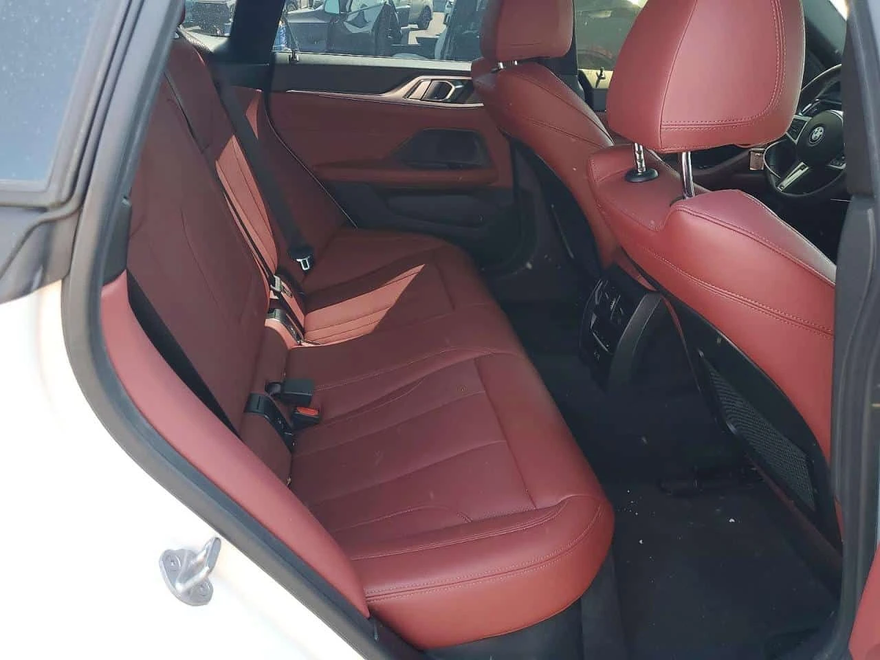 BMW i4 EDRIVE 35 | CARFAX | ���������� ��� ������������  | Mobile.bg � ����������� 10