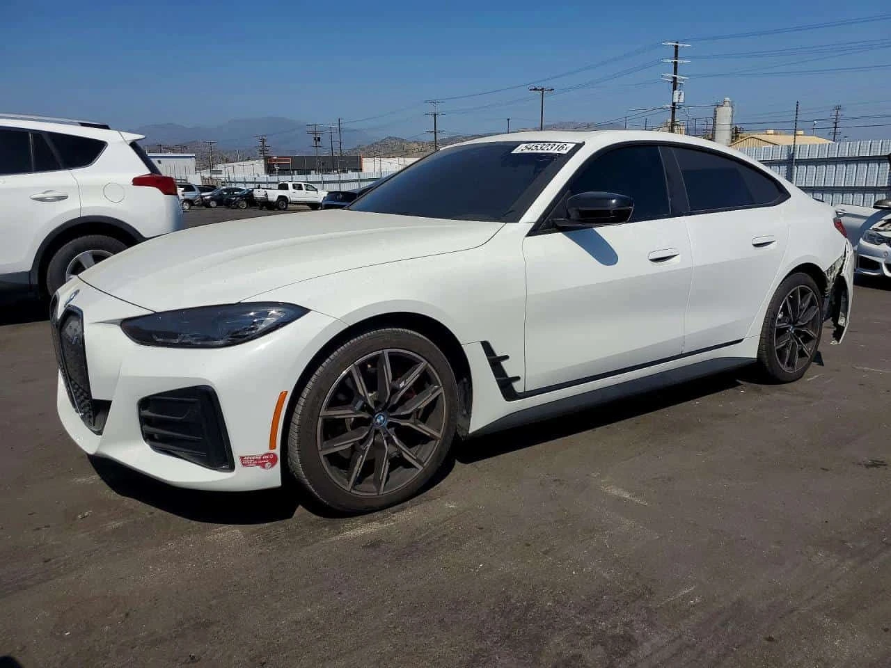 BMW i4 EDRIVE 35 | CARFAX | АВТОКРЕДИТ БЕЗ ПЪРВОНАЧАЛНА 