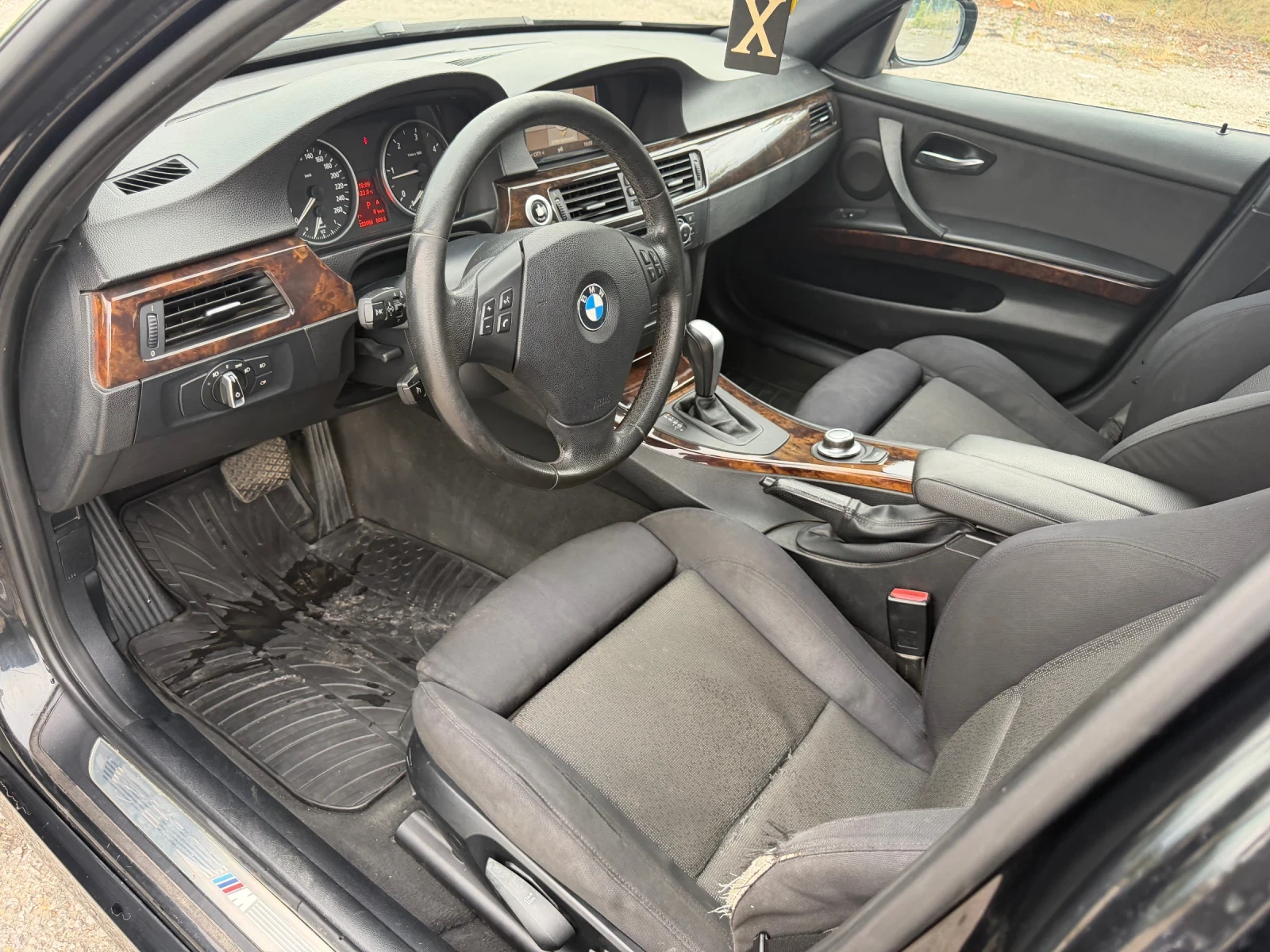 BMW 320, снимка 9 - Автомобили и джипове - 55416952