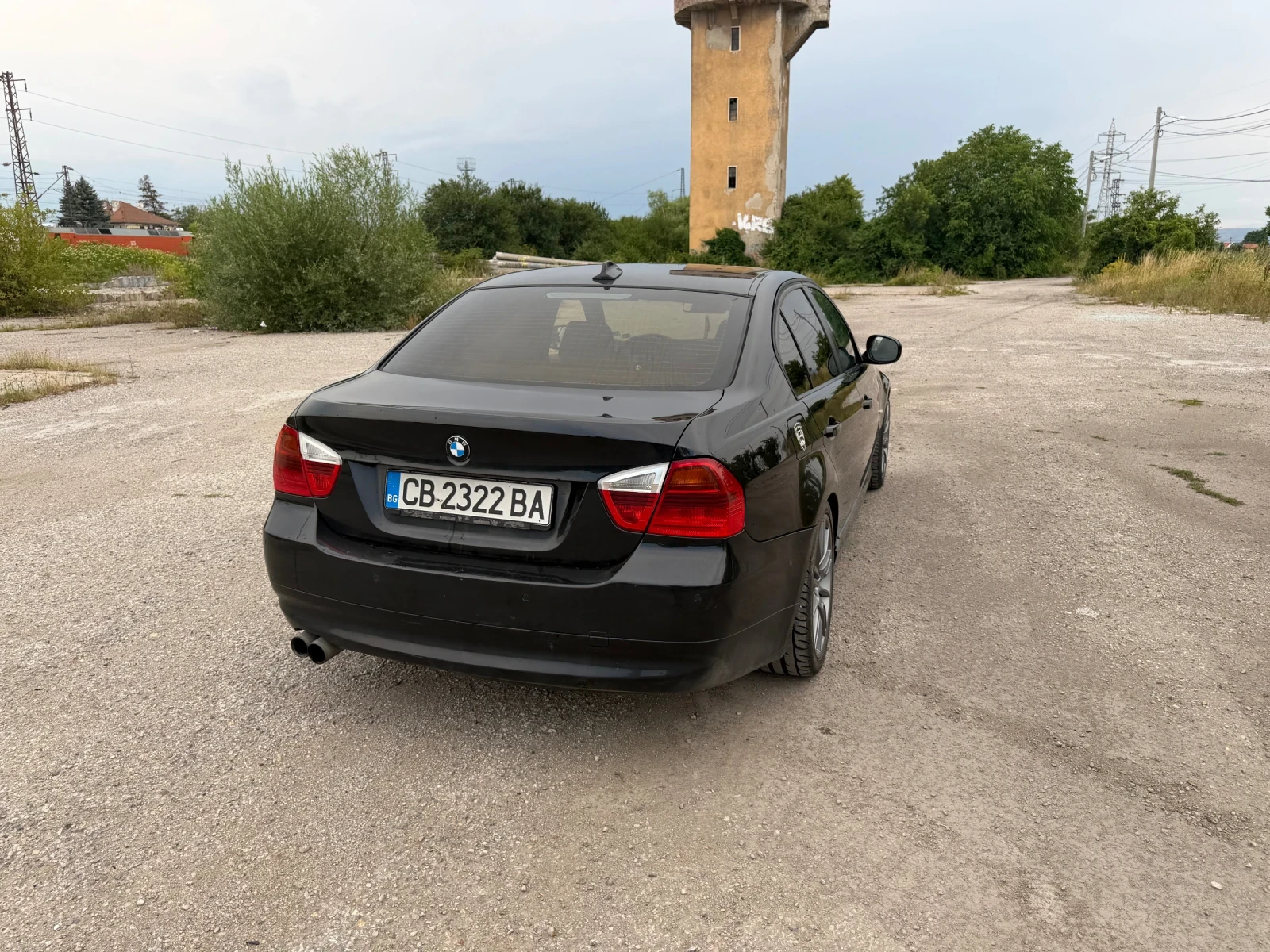 BMW 320, снимка 6 - Автомобили и джипове - 55416952