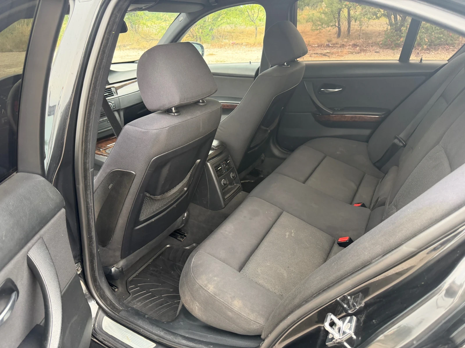 BMW 320, снимка 10 - Автомобили и джипове - 55416952