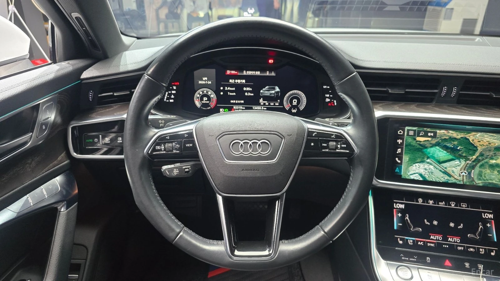 Audi A6 45 TFSI QUATTRO PREMIUM* 360* НАВИ* КОЖА* ПАНО* HU, снимка 11 - Автомобили и джипове - 55425469