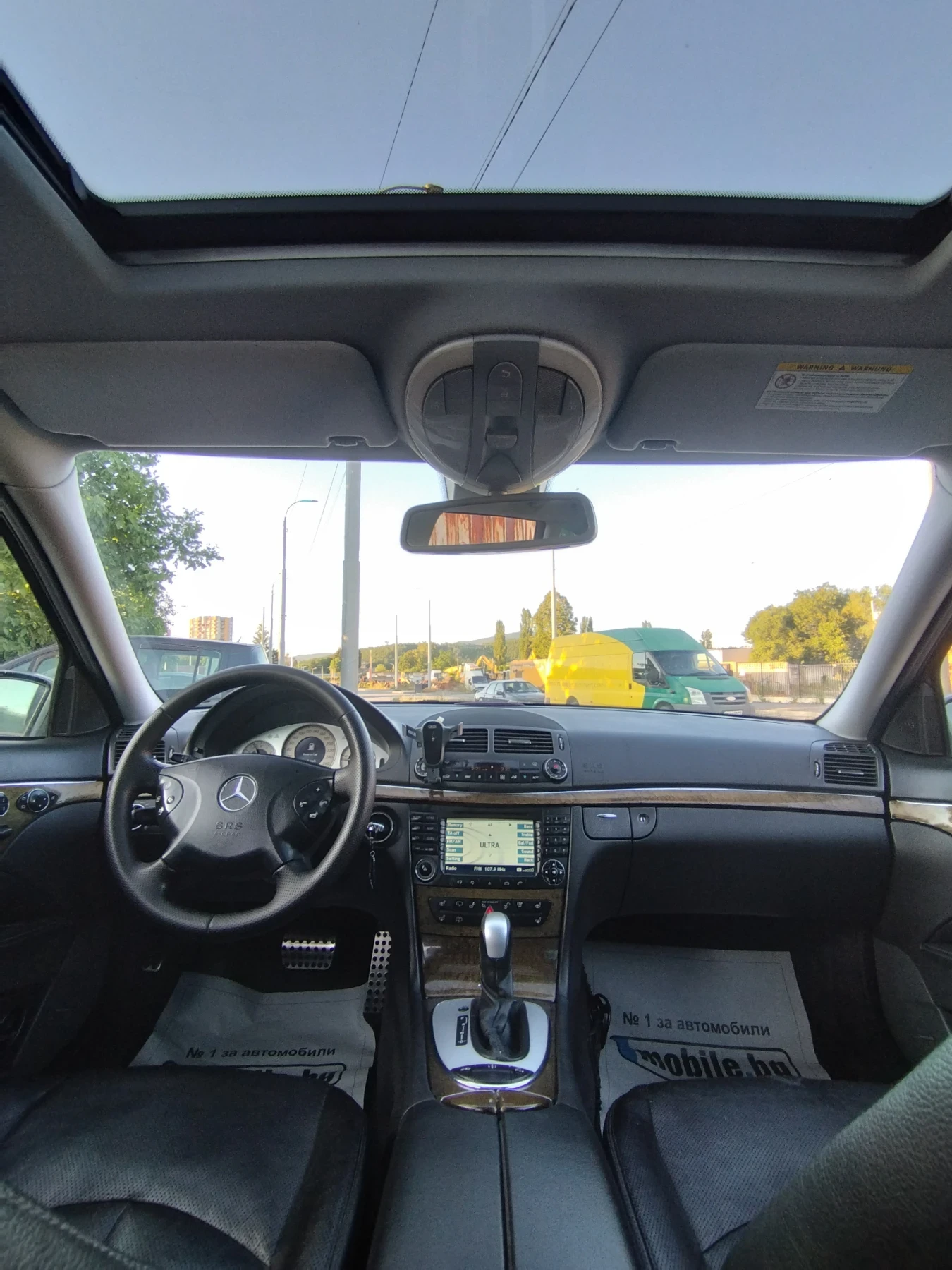 Mercedes-Benz E 320 НАПЪЛНО ОБСЛУЖЕН 204hp., снимка 9 - Автомобили и джипове - 55510435