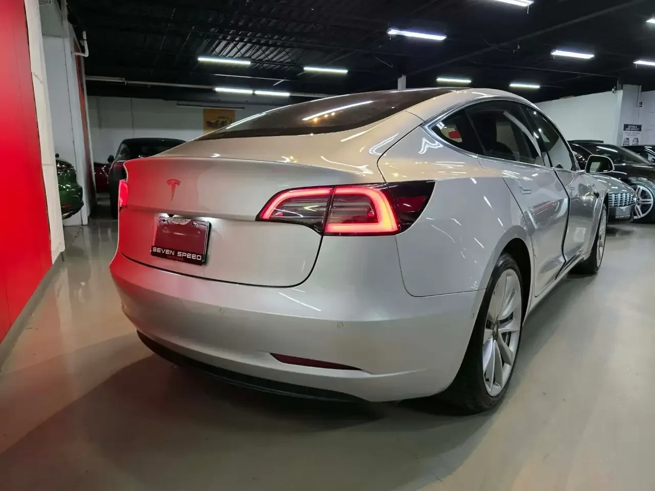 Tesla Model 3 Long Range Dual Motor AWD | Mobile.bg � ����������� 3