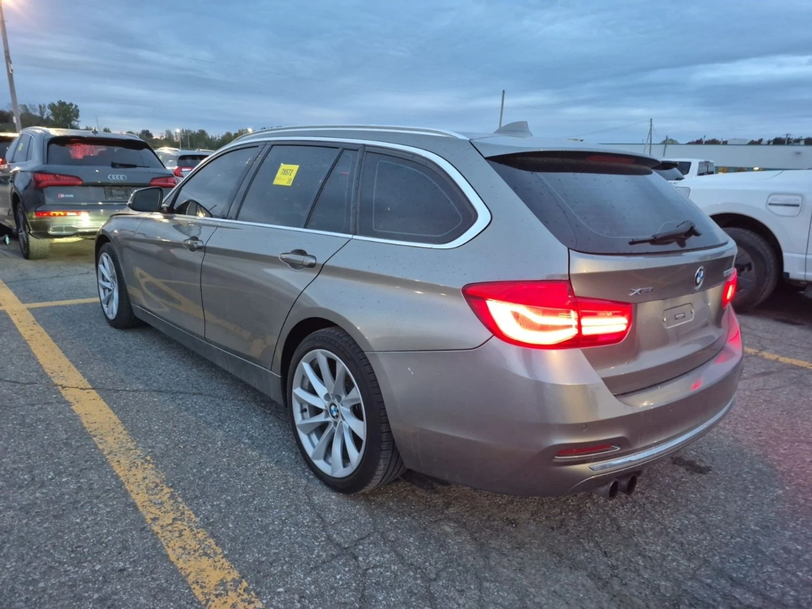 BMW 330 i XDRIVE - �������� - ������� | Mobile.bg � ����������� 4