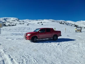 Обява за продажба на Toyota Hilux ~19 600 лв. - изображение 1