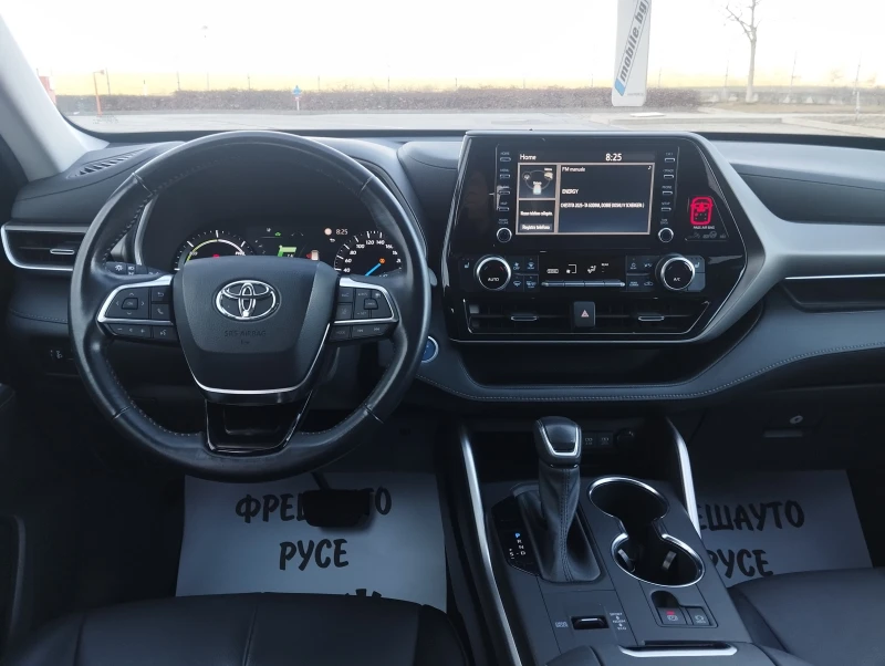 Toyota Highlander 2.5HYBRID 4x4 Камера 7мес. , снимка 8 - Автомобили и джипове - 48873690