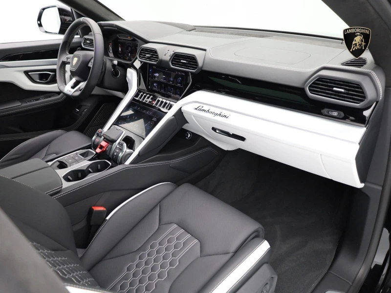 Lamborghini Urus S B&O PANO CERAMIC HEAD UP 360, снимка 13 - Автомобили и джипове - 51509040