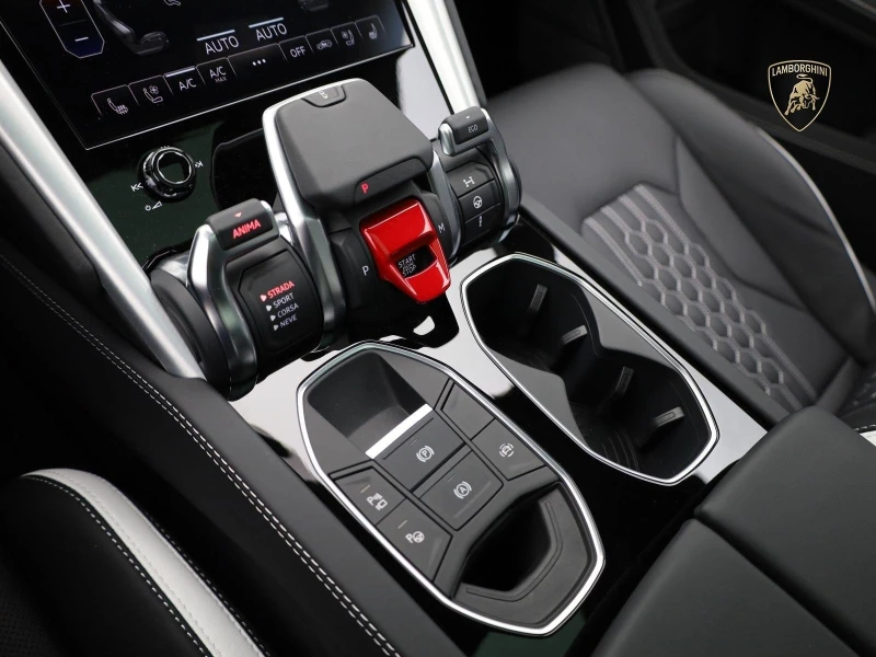 Lamborghini Urus S B&O PANO CERAMIC HEAD UP 360, снимка 10 - Автомобили и джипове - 51509040