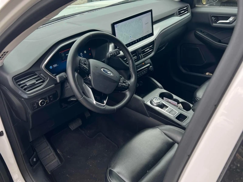 Ford Escape 2023 Platinum * CARFAX * БЕЗ ПЪРВОНАЧАЛНА ВНОСКА, снимка 7 - Автомобили и джипове - 52941651