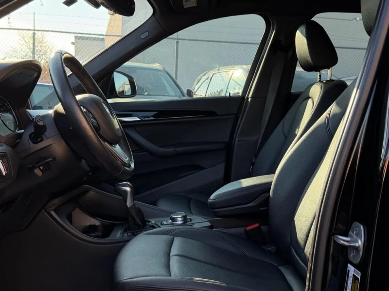 BMW X1 xDrive28i * CARFAX * АвтоКредит* (ЦЕНА ДО БГ), снимка 5 - Автомобили и джипове - 53264630