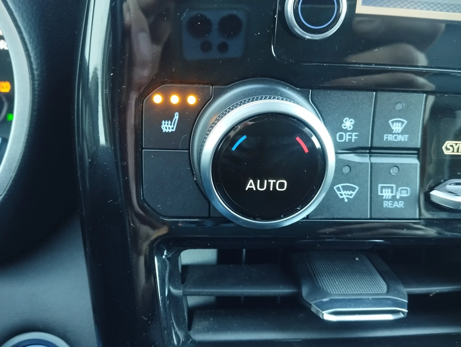 Toyota Highlander 2.5HYBRID 4x4 Камера 7мес.  | Mobile.bg — изображение 13