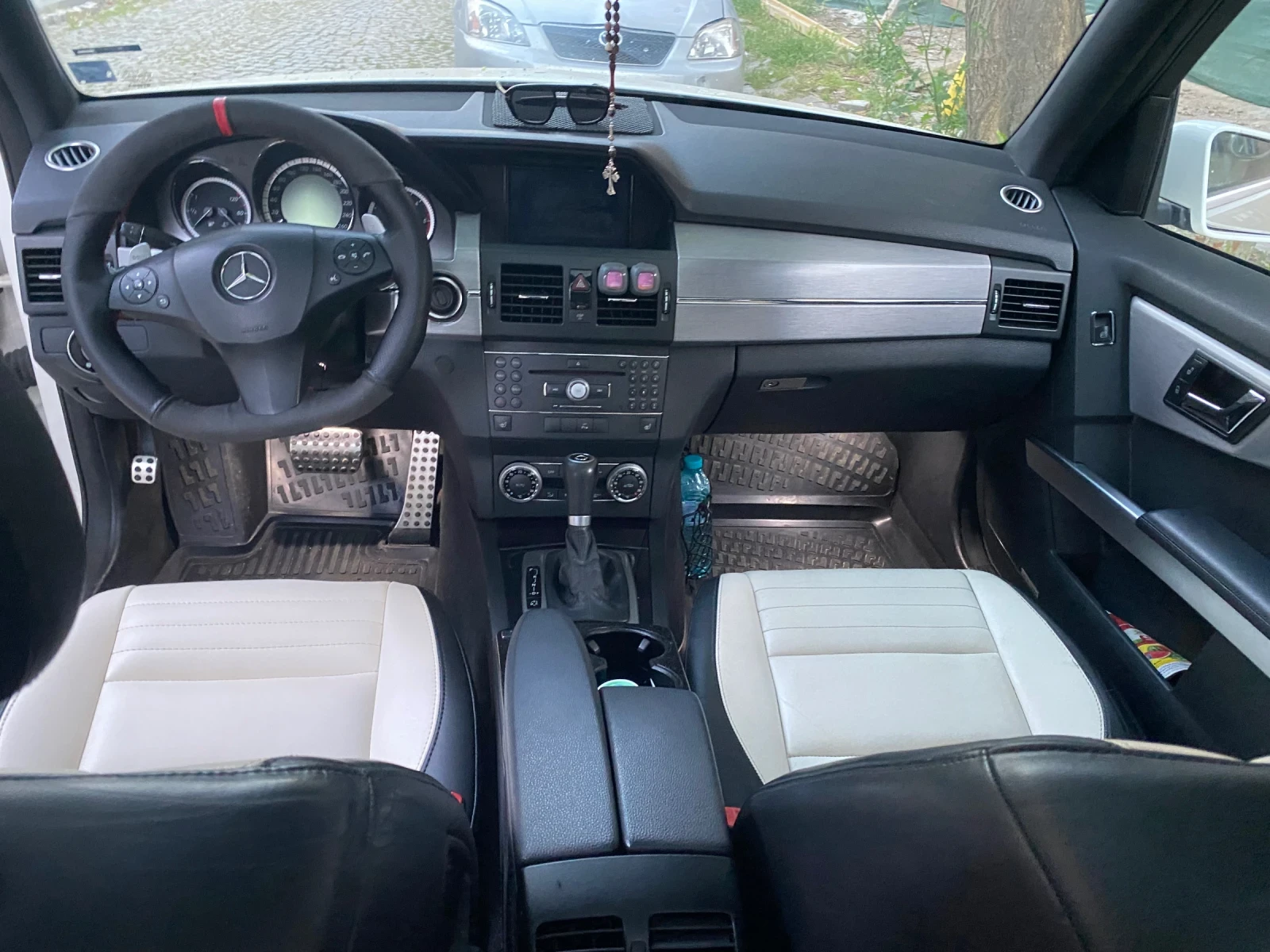 Mercedes-Benz GLK 320CDI * edition1* panorama* designo* F1 - изображение 6