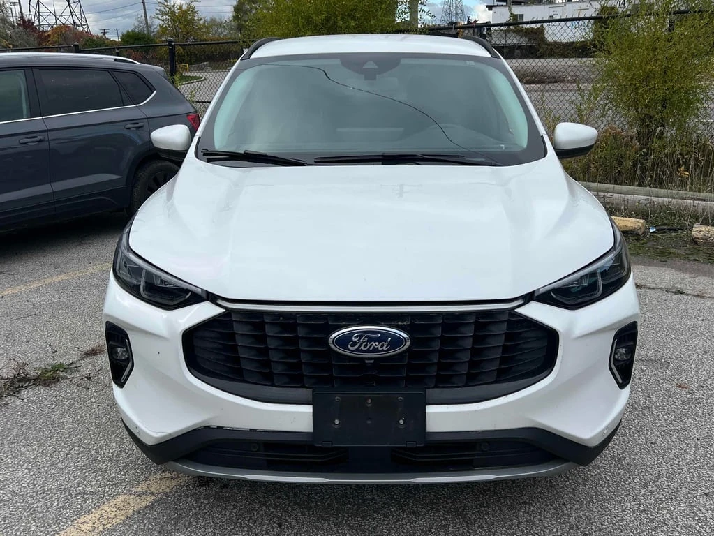 Ford Escape 2023 Platinum * CARFAX * БЕЗ ПЪРВОНАЧАЛНА ВНОСКА - изображение 2