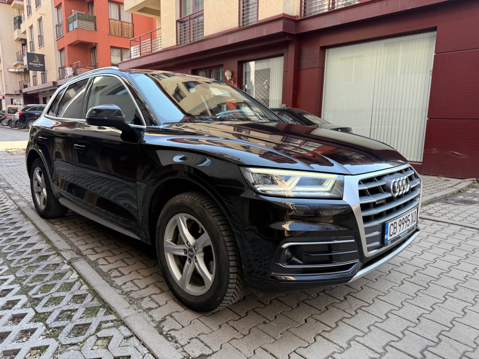 Audi Q5 QUATTRO 40TDI 360* DIGITAL* DISTR+ , снимка 3 - Автомобили и джипове - 53735922