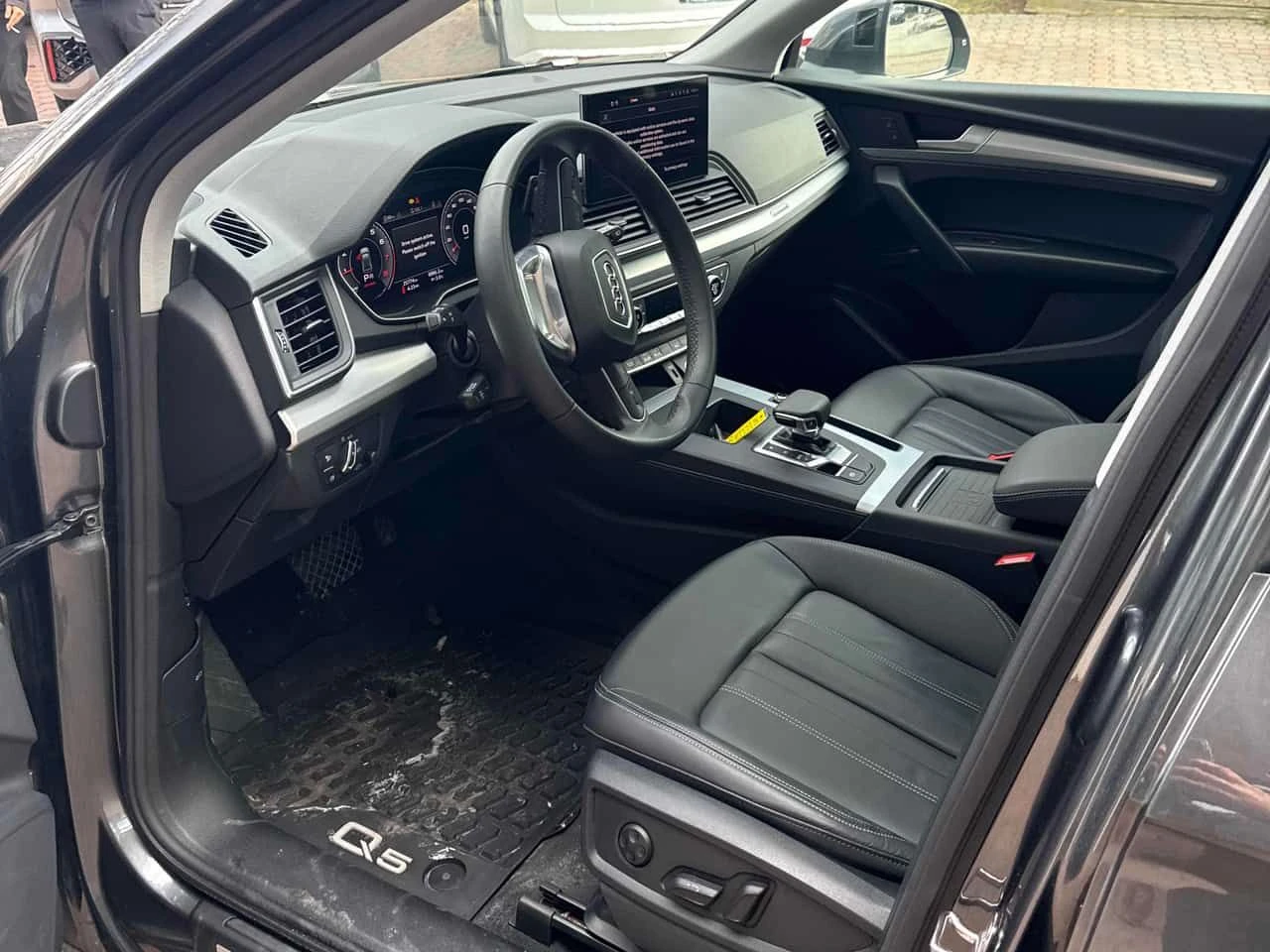 Audi Q5 PROGRESSIV/CARFAX/ДИСТРОНИК/ПАНОРАМА/ПОДГРЕВИ/, снимка 7 - Автомобили и джипове - 53818840