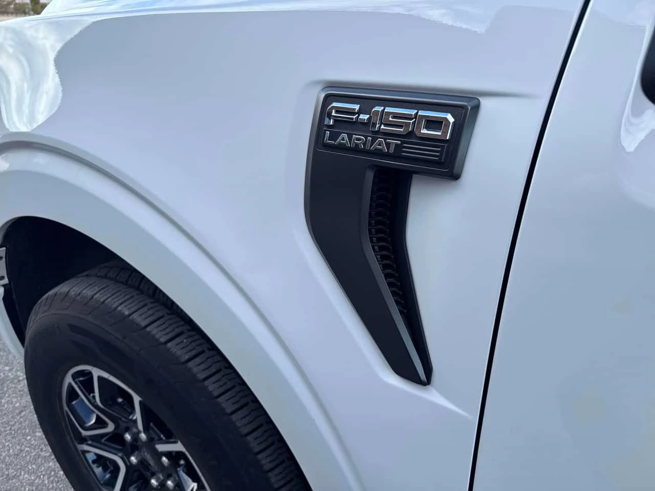 Ford F150 * LARIAT * ПОДГРЕВ* ОБДУХВАНЕ* ПАНОРАМА* КОЖА* , снимка 15 - Автомобили и джипове - 54455048