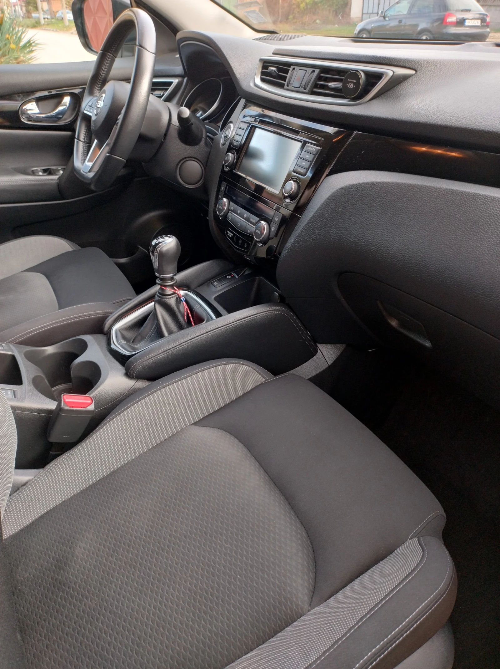 Nissan Qashqai j11, снимка 7 - Автомобили и джипове - 55016266