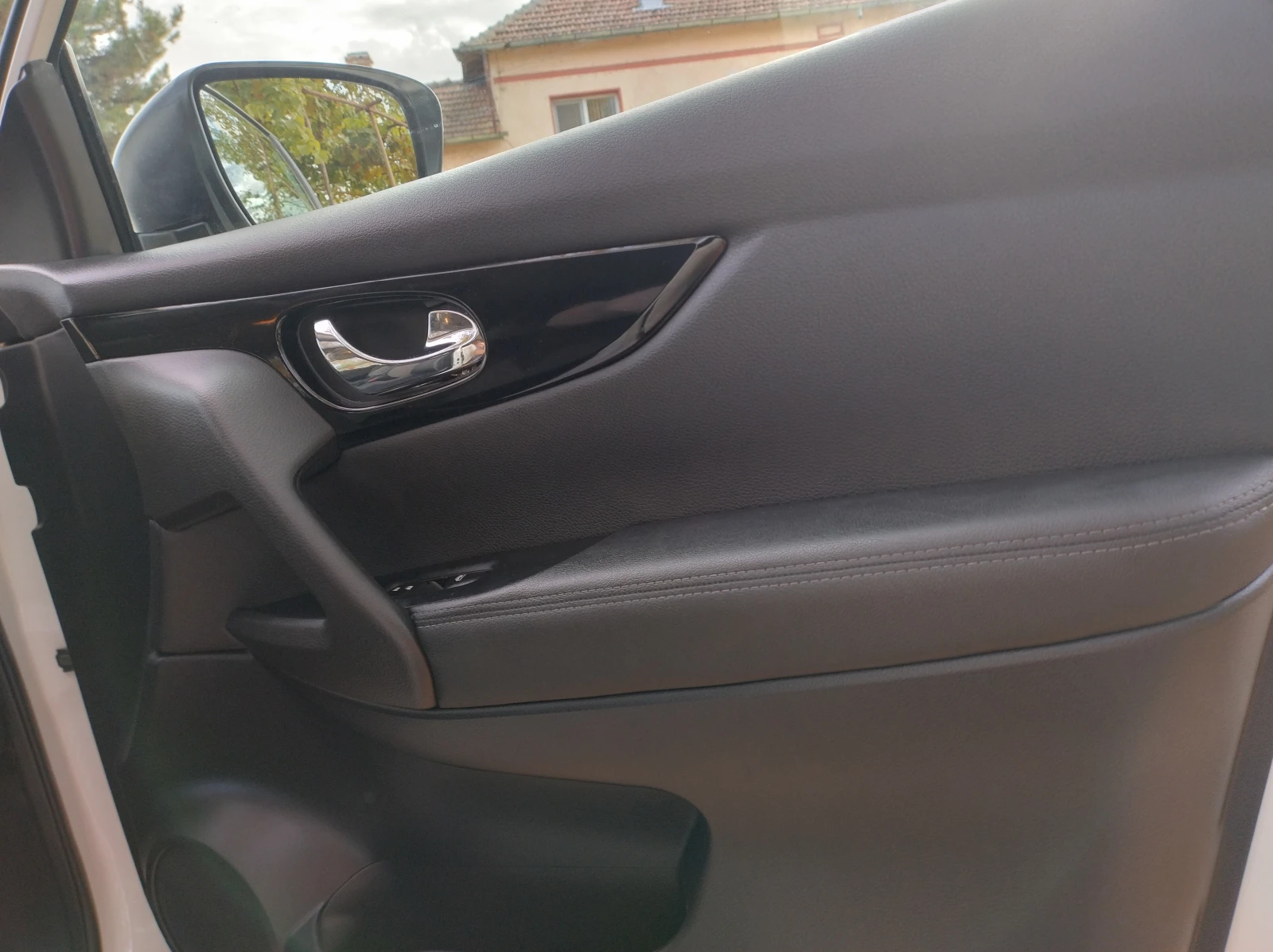 Nissan Qashqai j11, снимка 9 - Автомобили и джипове - 55016266