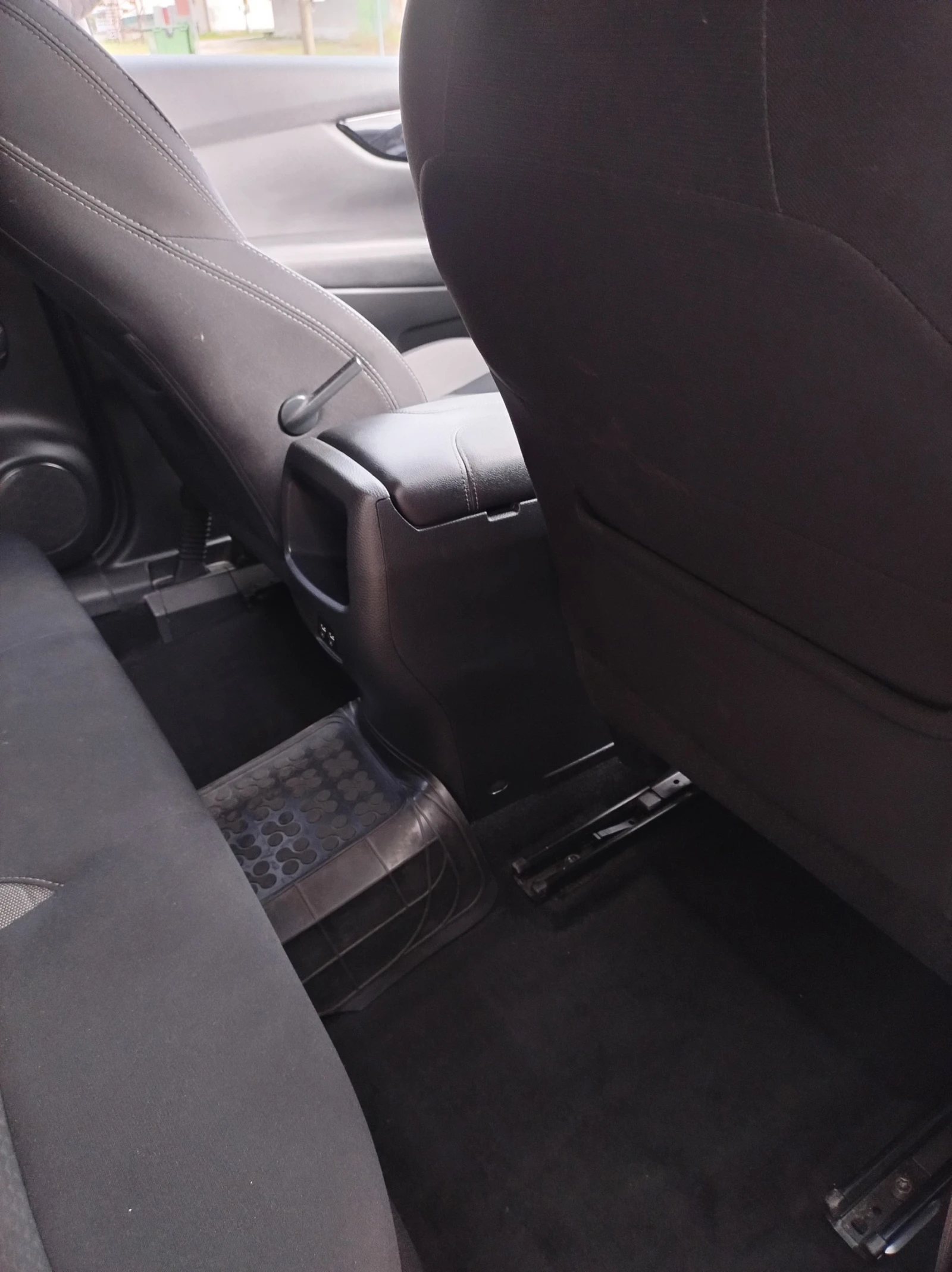 Nissan Qashqai j11, снимка 12 - Автомобили и джипове - 55016266