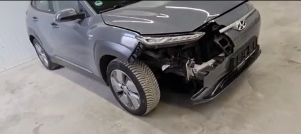 Hyundai Kona 42 kw, Термопомпа, снимка 5 - Автомобили и джипове - 55058703