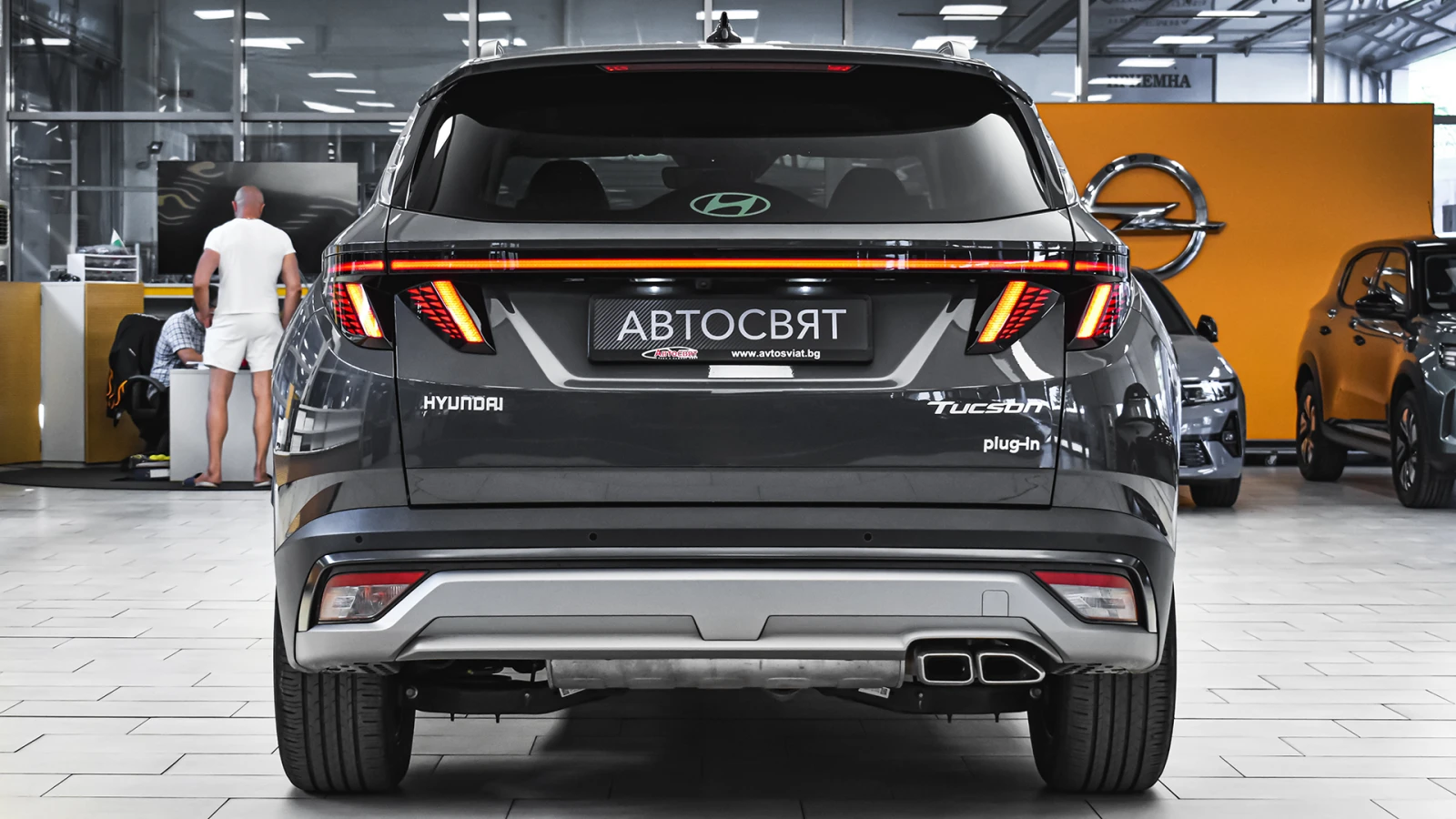 Hyundai Tucson 1.6T PREMIUM Plug-in Hybrid Automatic, снимка 3 - Автомобили и джипове - 55174760