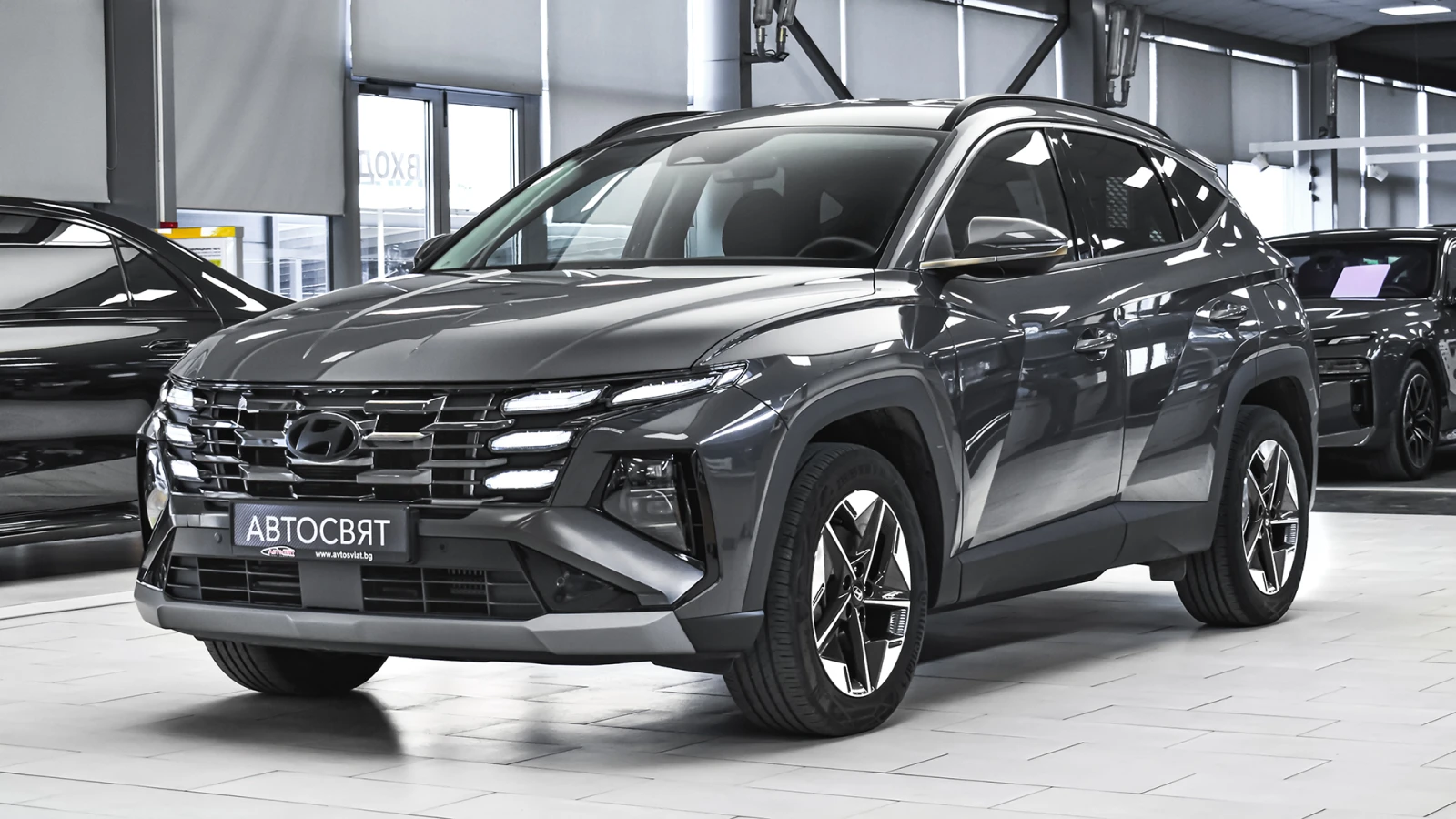 Hyundai Tucson 1.6T PREMIUM Plug-in Hybrid Automatic, снимка 4 - Автомобили и джипове - 55174760