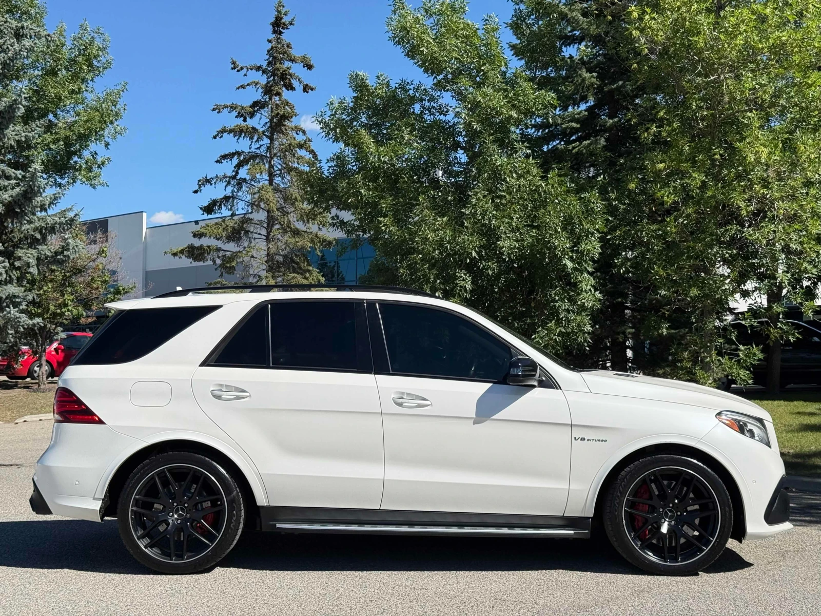 Mercedes-Benz GLE * AMG 63 S * АВТОКРЕДИТ БЕЗ ПЪРВОНАЧАЛНА ВНОСКА* , снимка 3 - Автомобили и джипове - 55897407