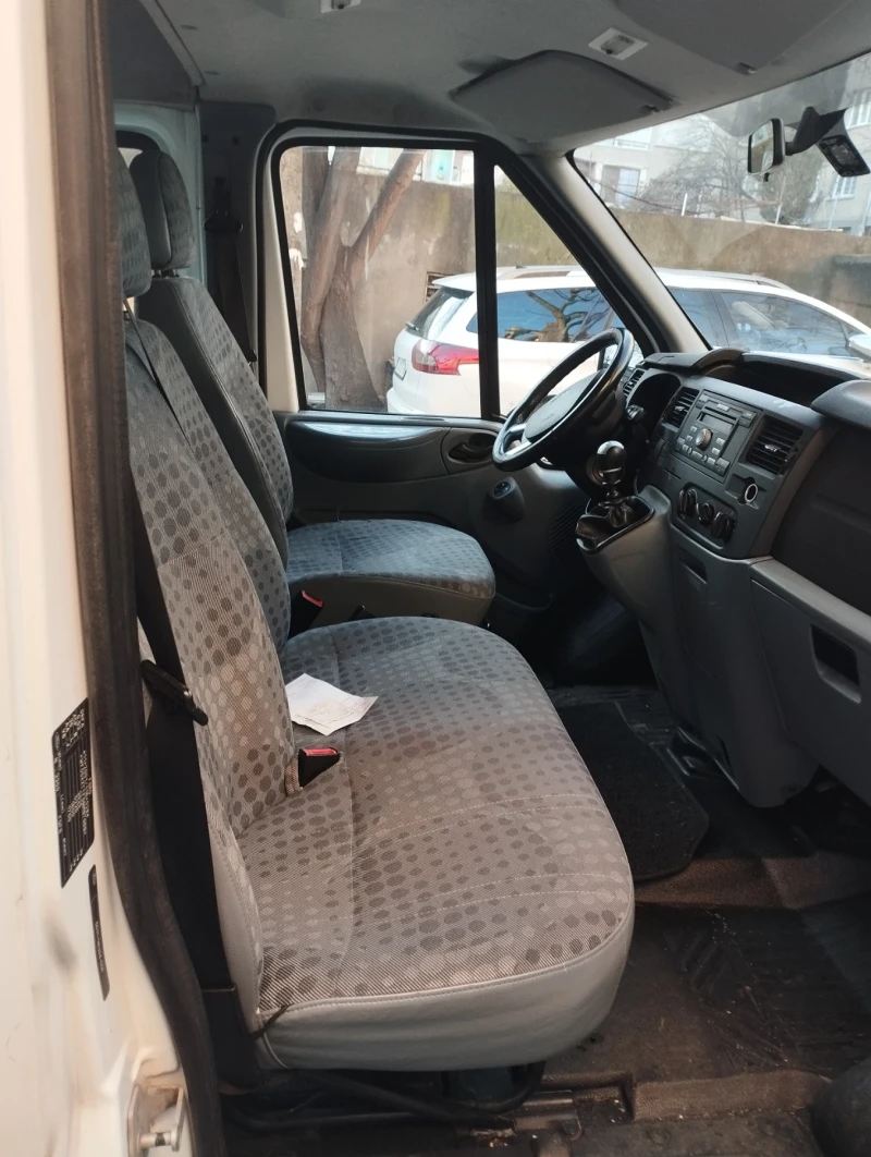 Ford Transit 2.2 климатик , снимка 5 - Бусове и автобуси - 48925628