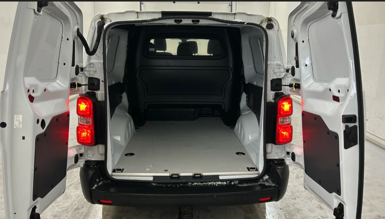 Citroen Jumpy e-Jumpy 50 kWh, снимка 7 - Бусове и автобуси - 53888909