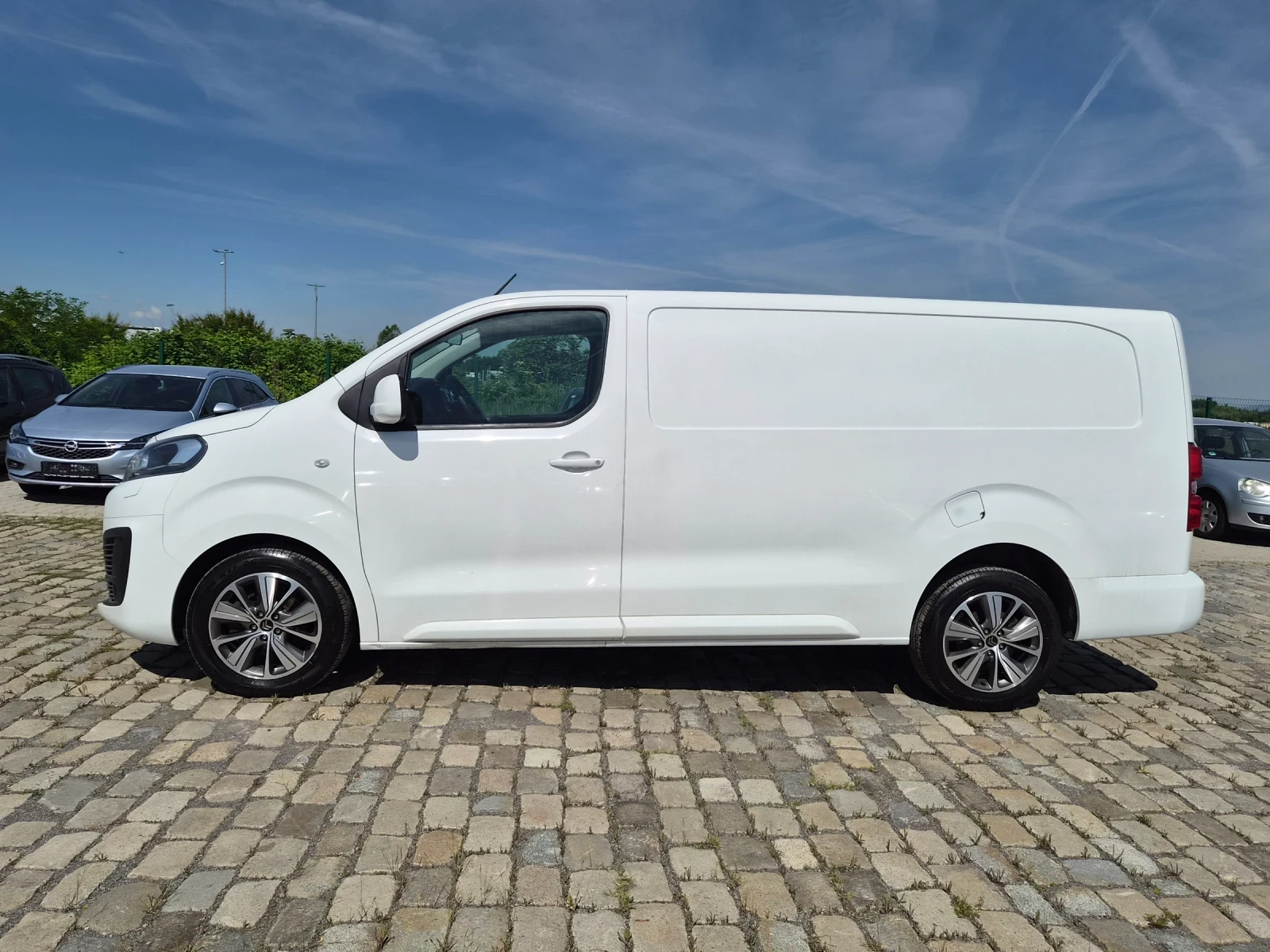 Citroen Jumpy 2.0D 177кс EURO 6 140 000 KM., снимка 4 - Бусове и автобуси - 54832430