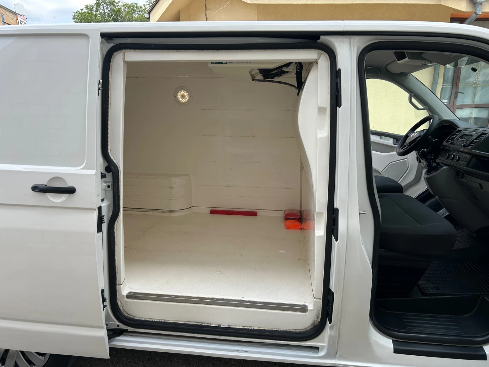 VW Transporter 2.0TDI ��������/����� | Mobile.bg � ����������� 13