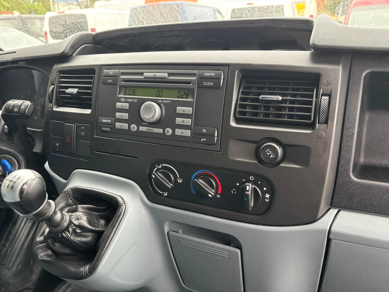 Ford Transit 2.2 140КС КЛИМА ХЛАДИЛЕН EURO5, снимка 7 - Бусове и автобуси - 56231984