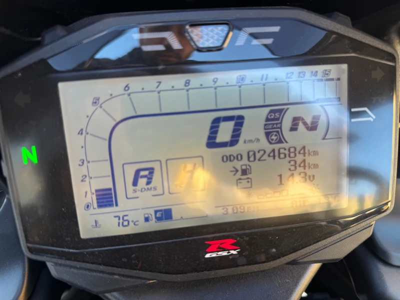 Suzuki Gsxr L7 6500км 2бр., снимка 15 - Мотоциклети и мототехника - 53023287